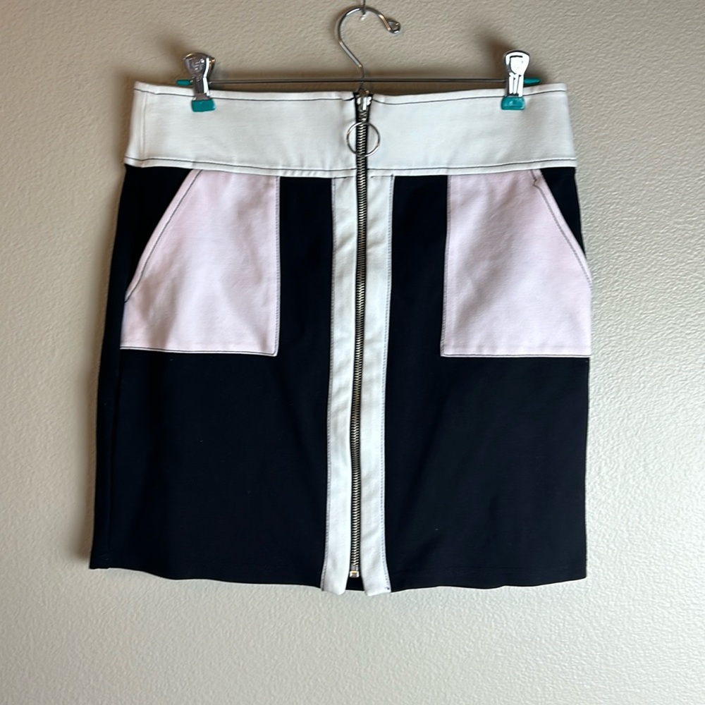 I.N.C - International Concepts Women’s color block skirt Sz Small